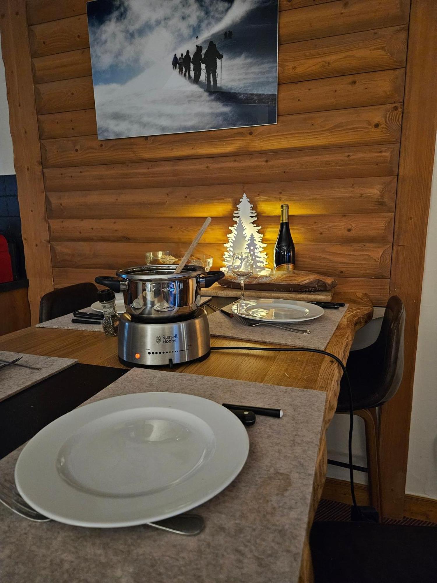 Appartement Arc 1950 M, Ski Au Pied, Piscine Exterieure Chauffee, Remontees Mecaniques A 100M, Sauna Et Salle De Sports Les Arcs  Rom bilde